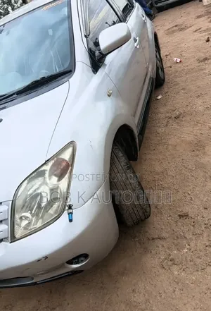 Toyota IST 2005 Silver