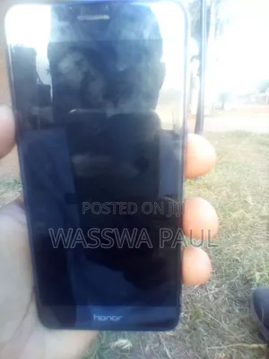 Honor 8 32 GB Black