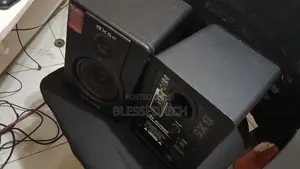 BX5 Maudio Studio Monitors