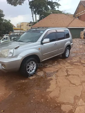 Nissan X-Trail 2002 Brown