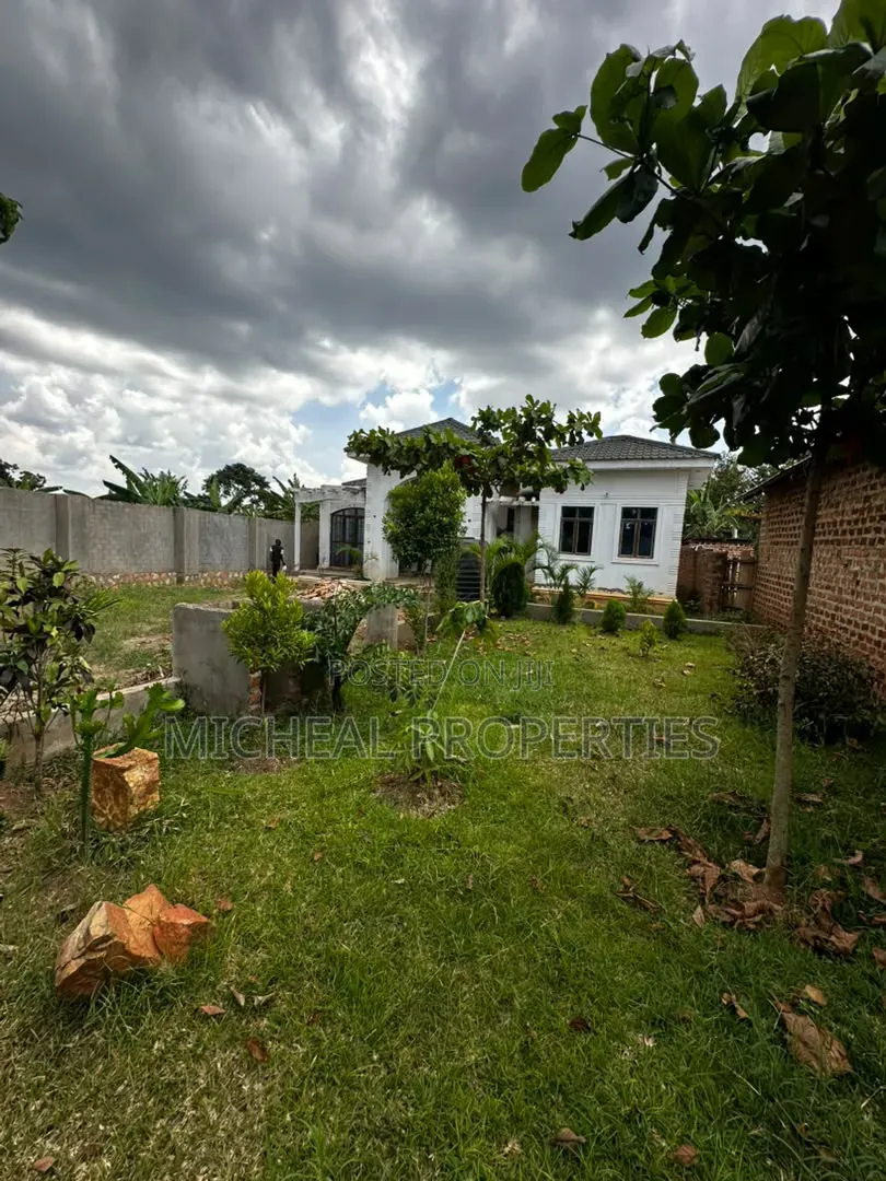 3bdrm House in Gayaza Kiwenda 155M, Kawempe for sale