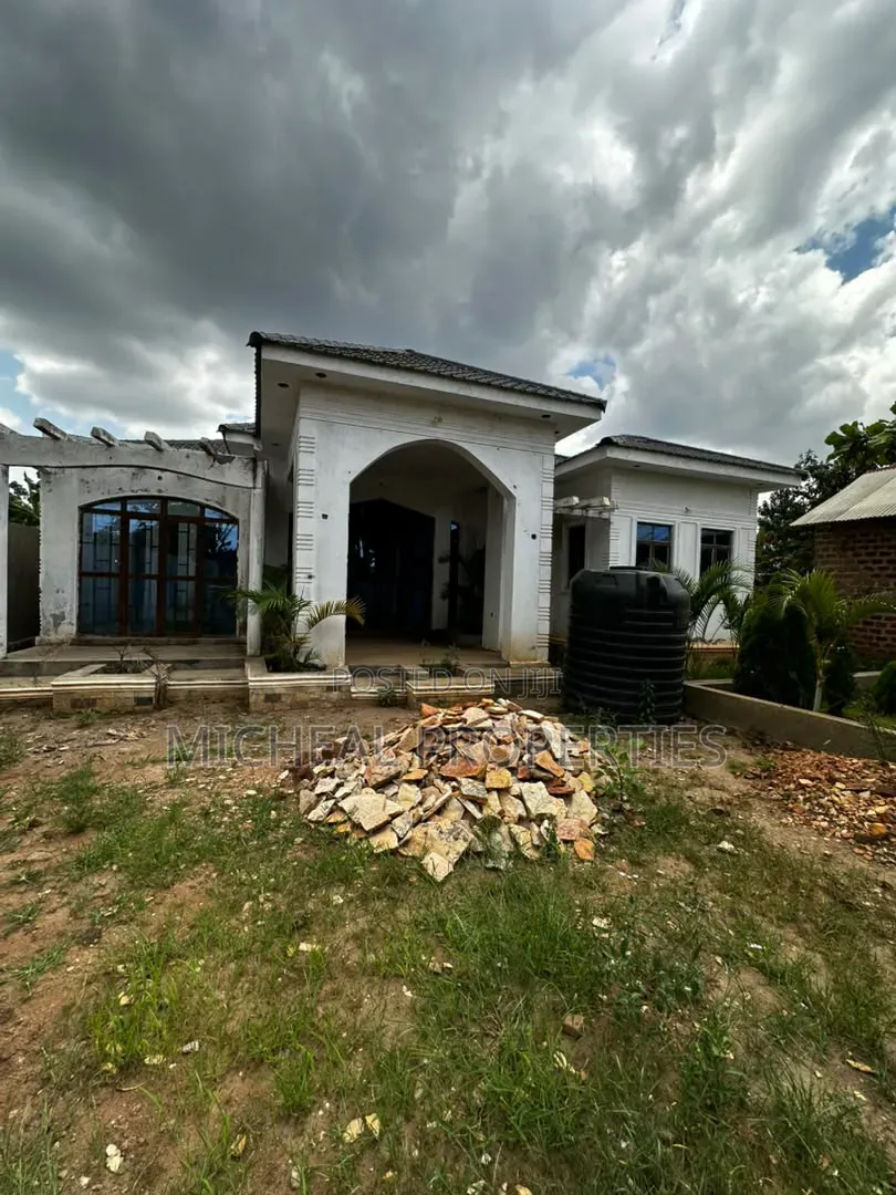 3bdrm House in Gayaza Kiwenda 155M, Kawempe for sale