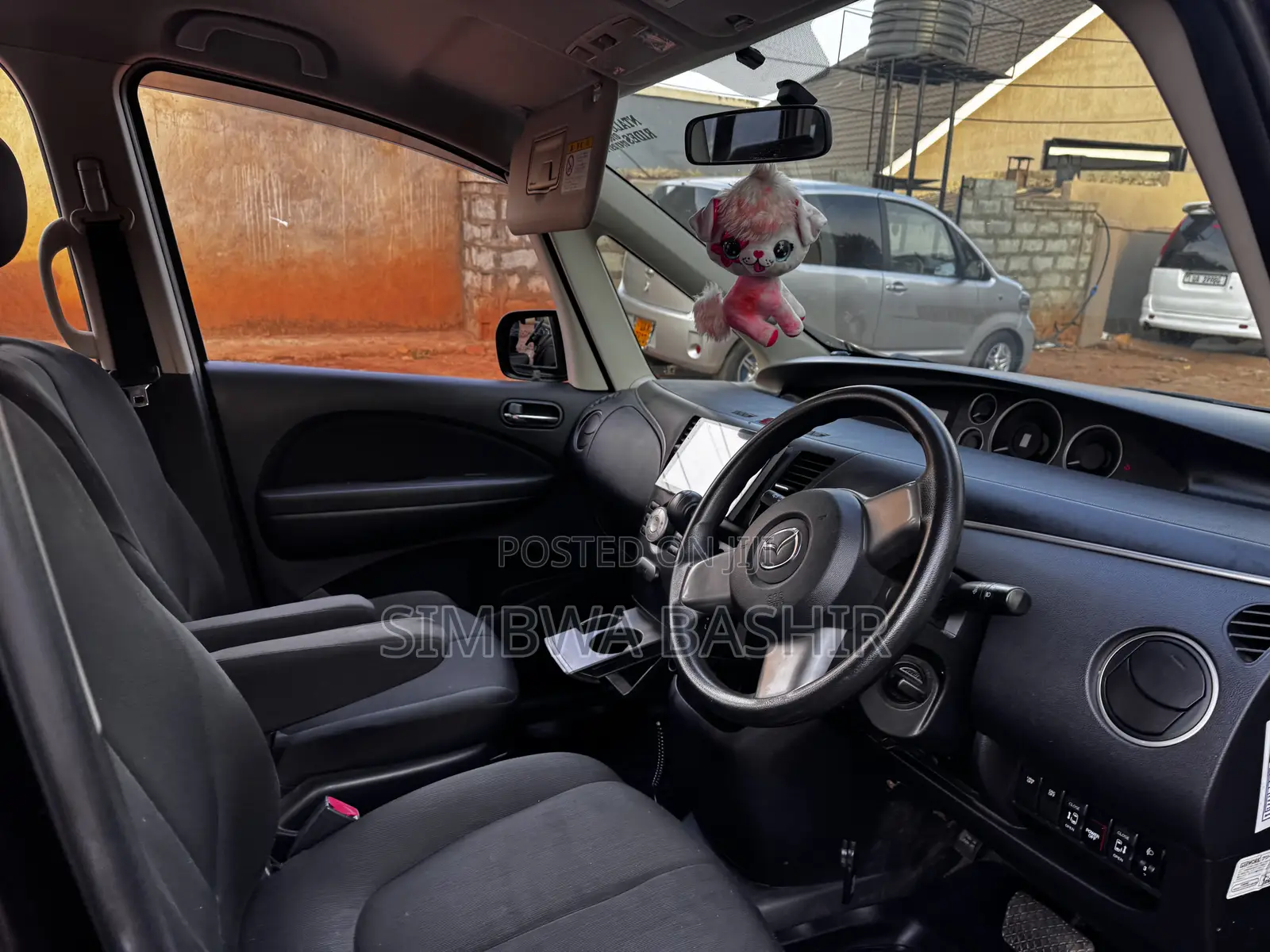 Mazda Biante 2010