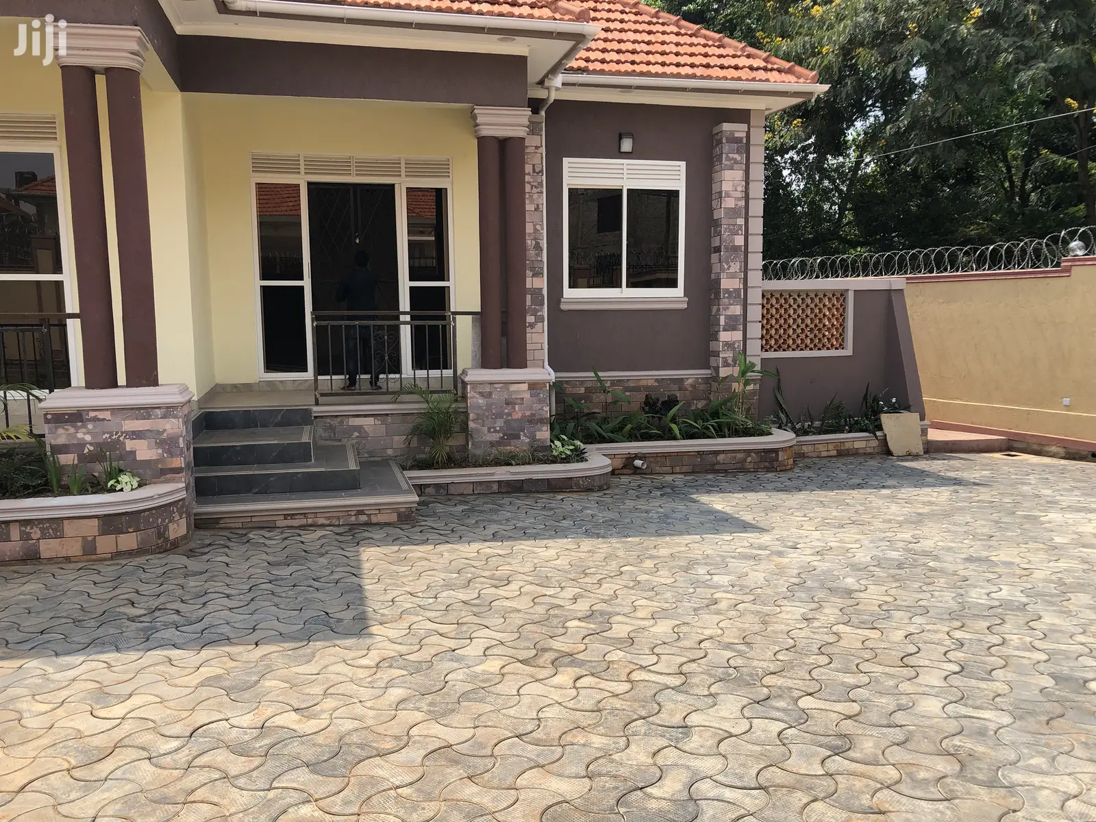 New Home in Kisaasi for Sell
