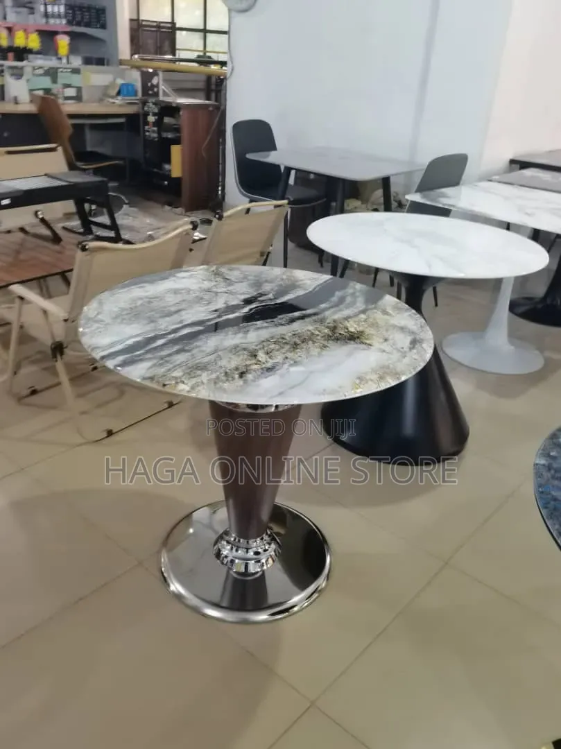 Silver Round Base Marble Tables