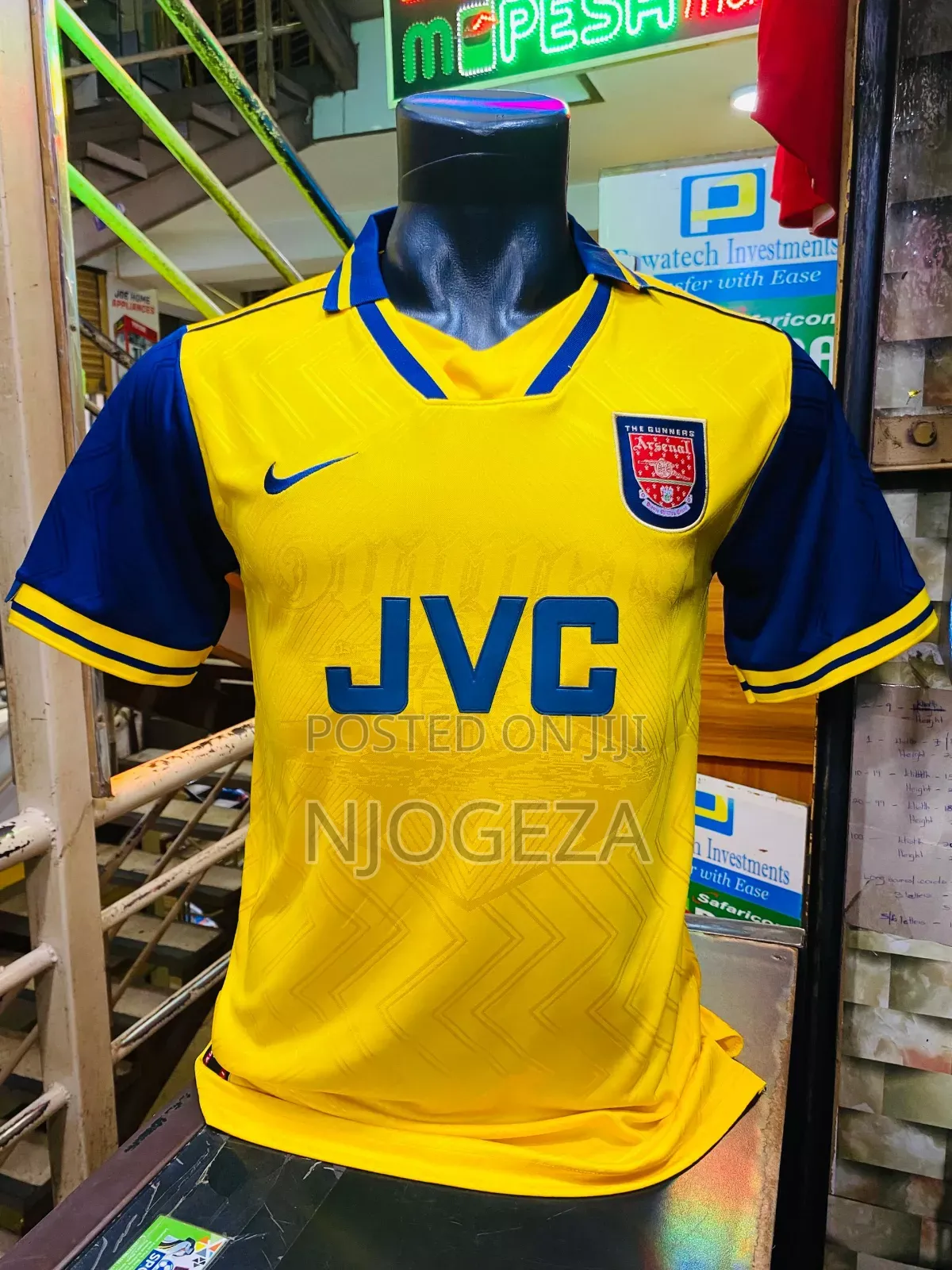 Arsenal Vintage Kit