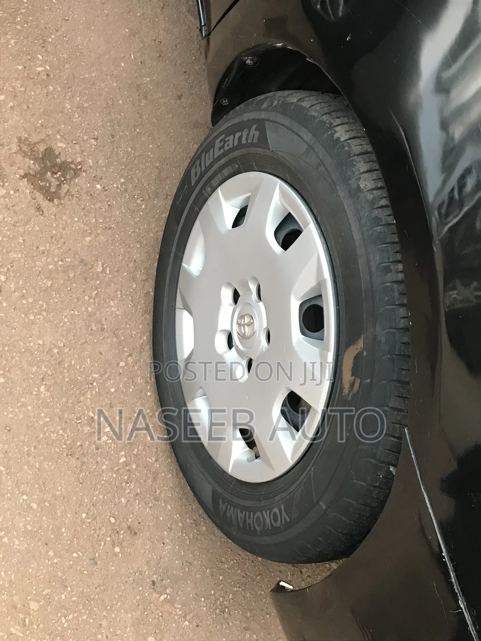 Toyota Raum 2008 Black