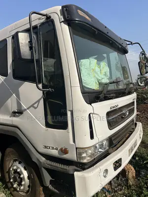Trailer Tractor