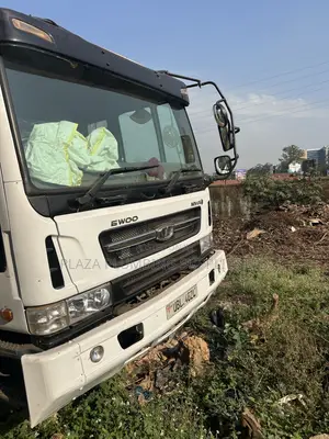 Trailer Tractor