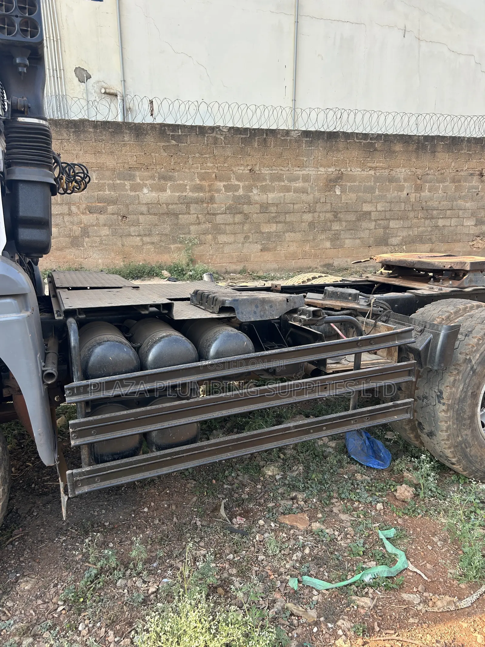 Trailer Tractor