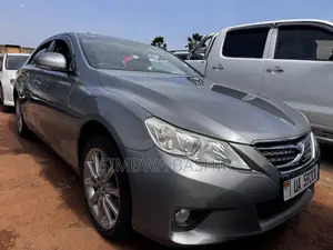 Toyota Mark X 2012 Gray