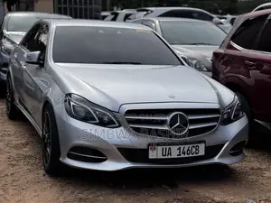 Mercedes-Benz E300 2013 Silver