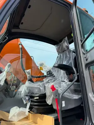 Brand New 2025 Develon Dx225 Excavator , 0 Hours 0 Mileage