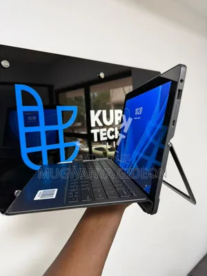 New Laptop HP Pro X2 612 G2 8GB Intel Core i5 SSD 256GB