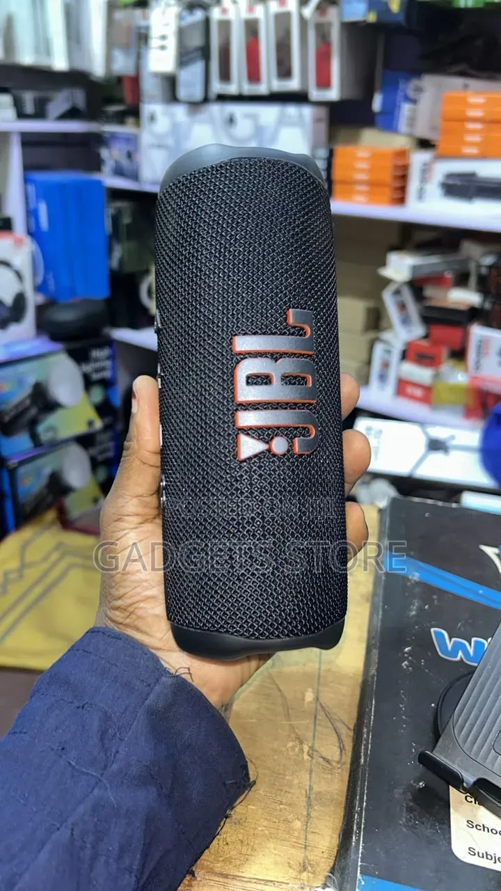 JBL Flip6 Portable Bluetooth Speaker,