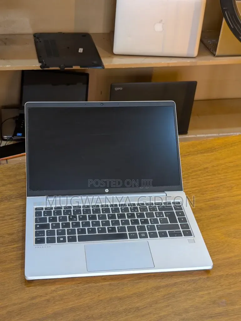New Laptop HP ProBook 440 G9 16GB Intel Core i7 SSD 512GB