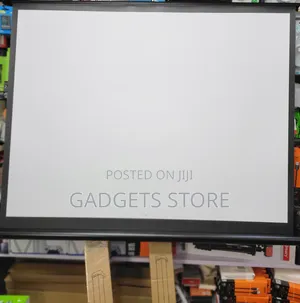 Pull-Up Projector Screen