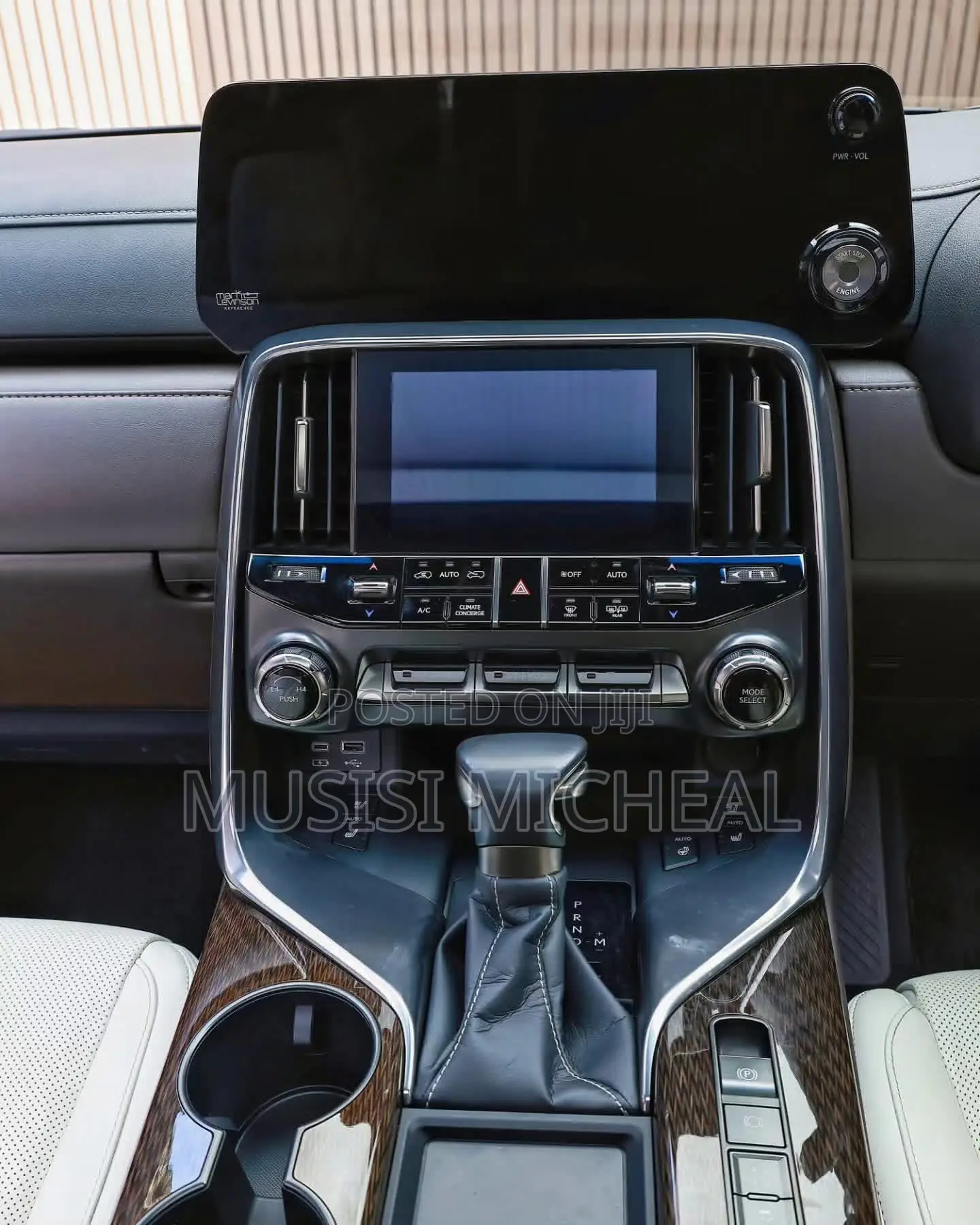 Lexus LX 500d 2023 Gray