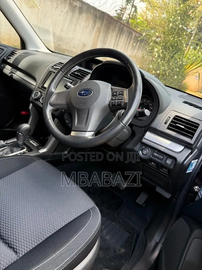 Subaru Forester 2.0XT Premium 4dr SUV AWD (2.0L 4cyl Turbo CVT) 2014