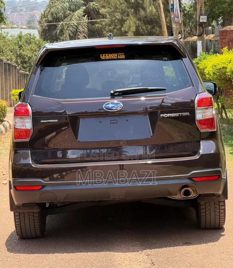 Subaru Forester 2.0XT Premium 4dr SUV AWD (2.0L 4cyl Turbo CVT) 2014