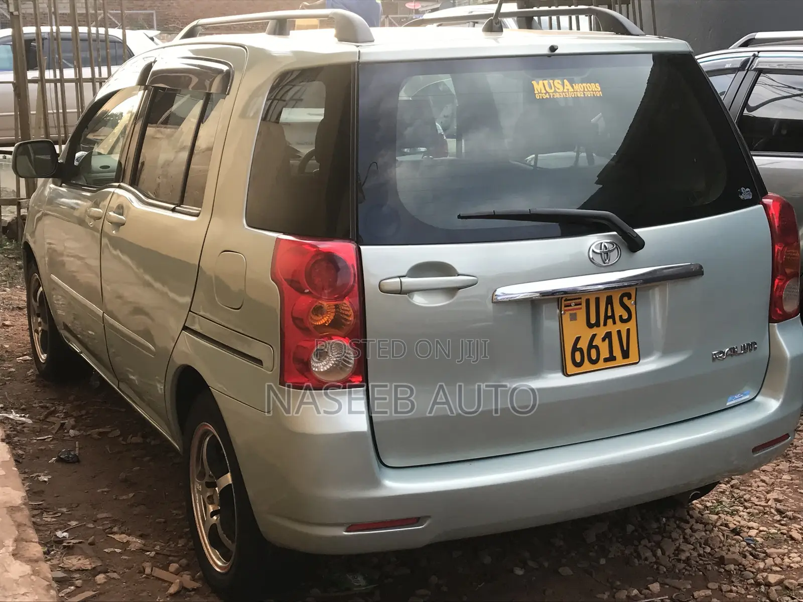 Toyota Raum 2008 Blue