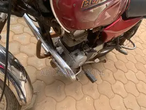 Bajaj Boxer 100 2015 Red
