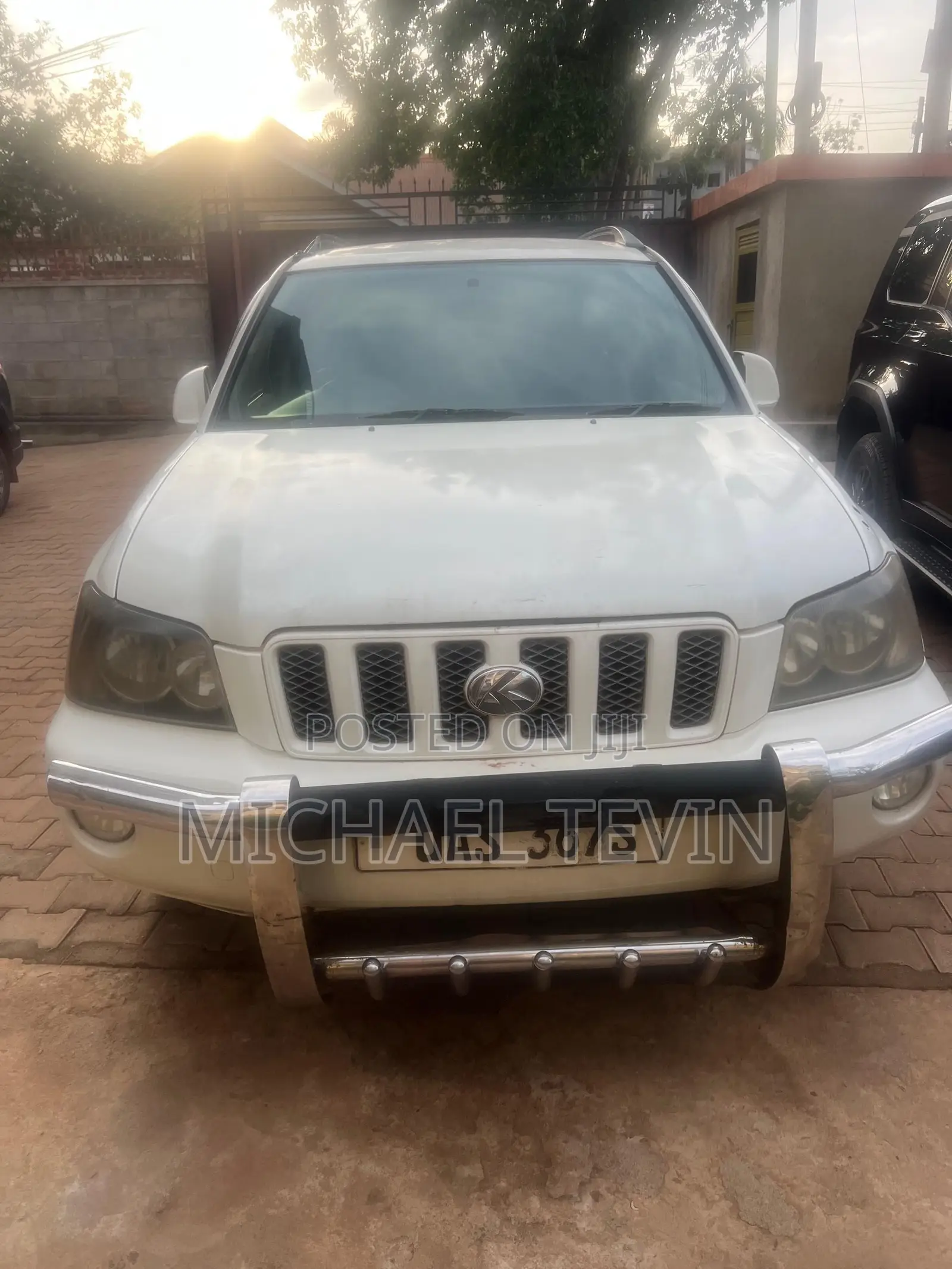Toyota Kluger 2008 White