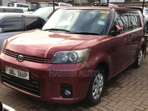 Toyota Rumion 1.5 FWD 2023 Maroon
