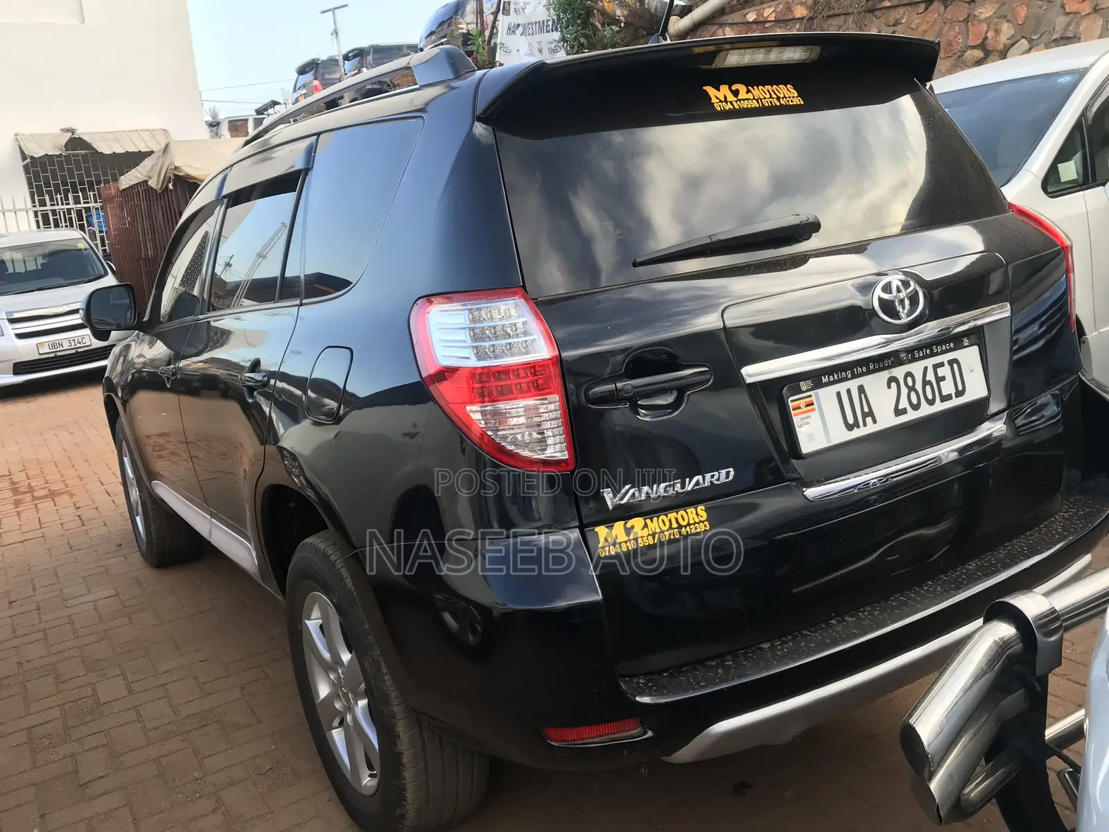 Toyota Vanguard 2010 Black