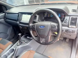 Ford Ranger Wildtrak 2017 Orange