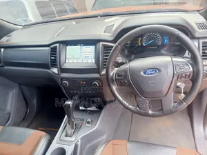 Ford Ranger Wildtrak 2017 Orange