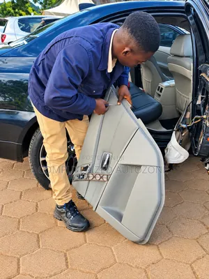 Car Door Locks.Window Repairs and Remote Repairs
