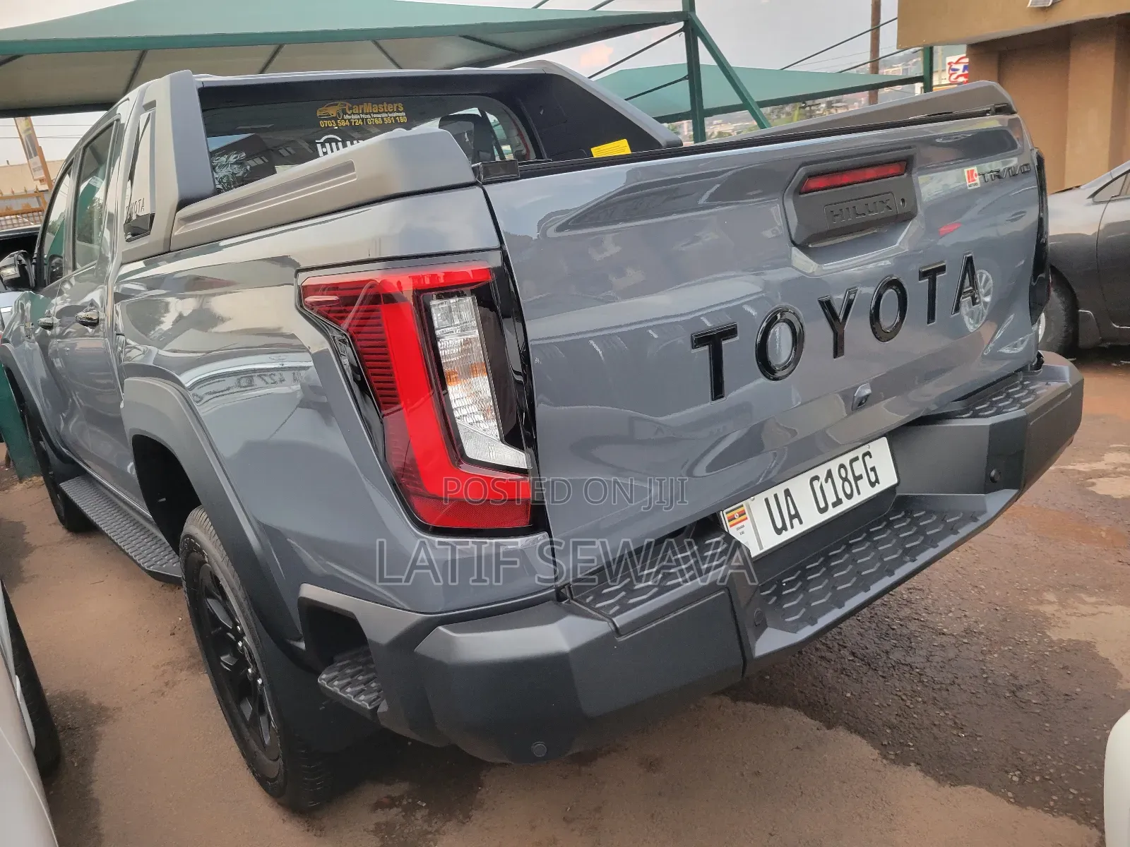 New Toyota Hilux 2025 Gray