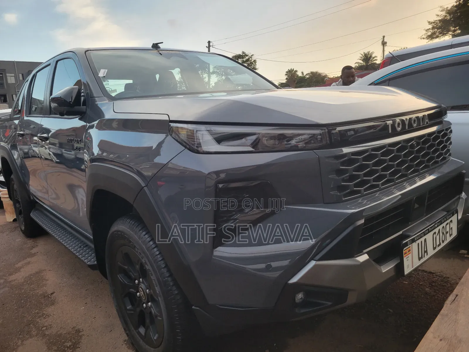 New Toyota Hilux 2025 Gray