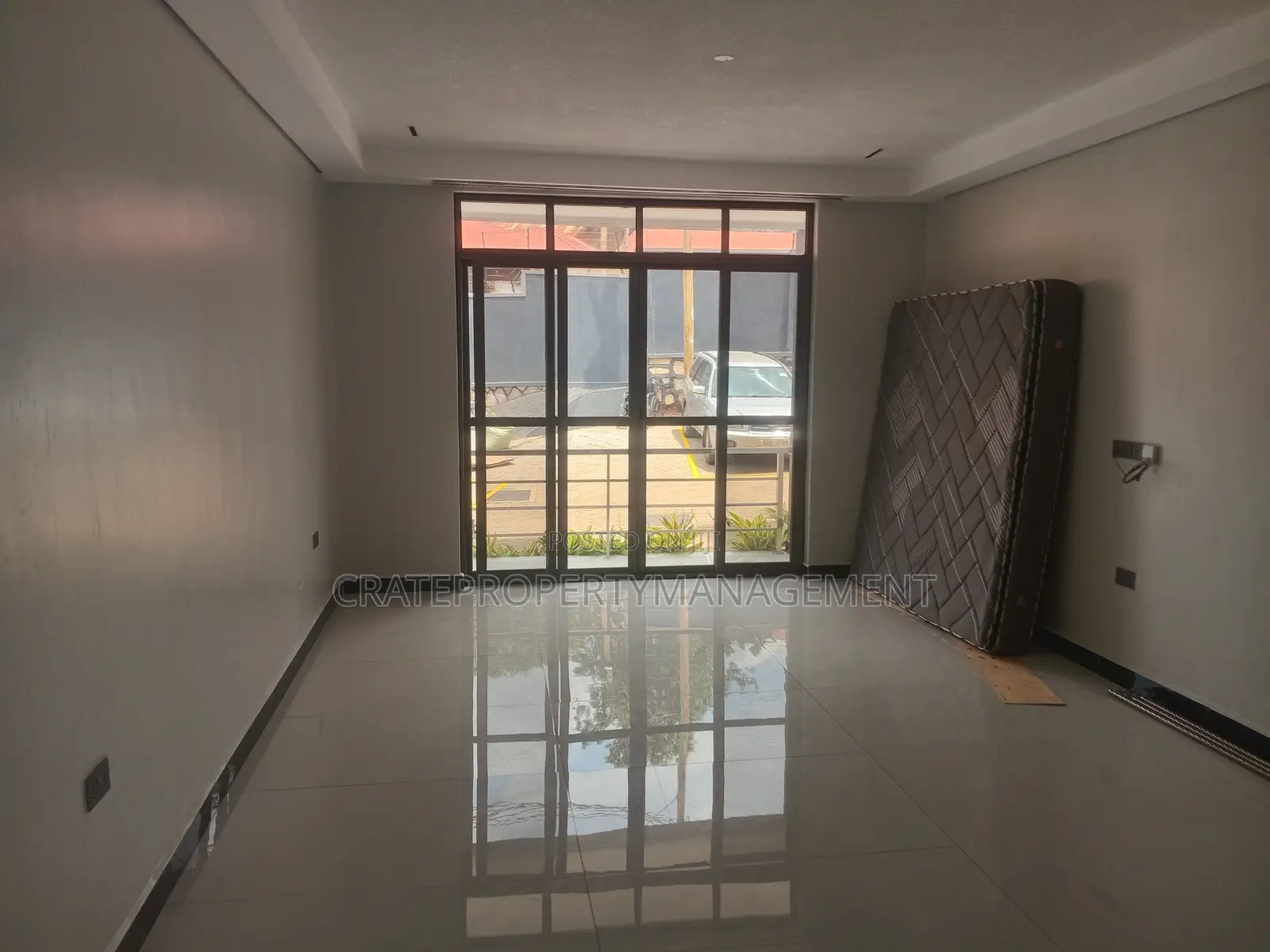 2bdrm Apartment in Crate, Makindye for rent