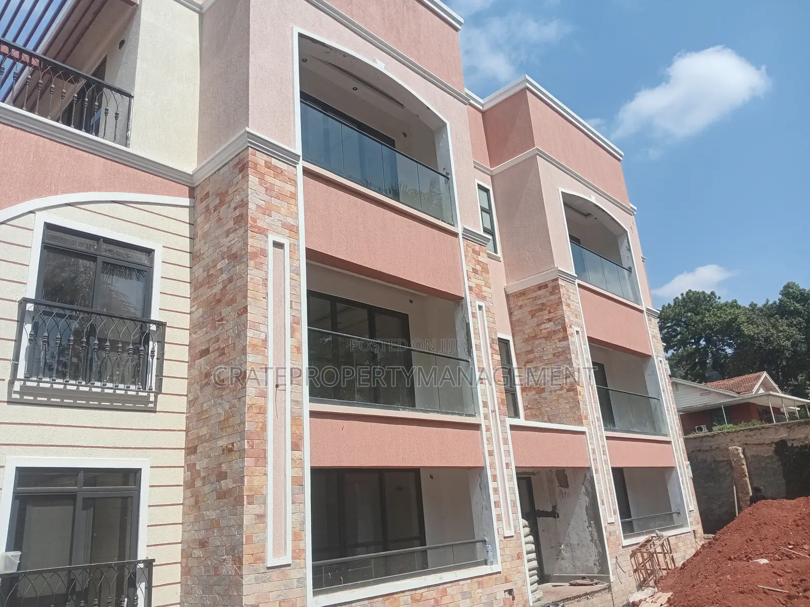 2bdrm Apartment in Crate, Makindye for rent