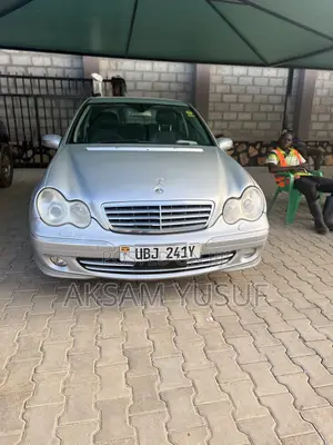 Mercedes-Benz C180 2006 Silver