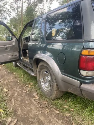 Ford Explorer Sport 4x2 1998 Green