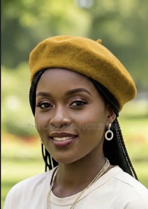 Women’s Classic Wool Beret Hats