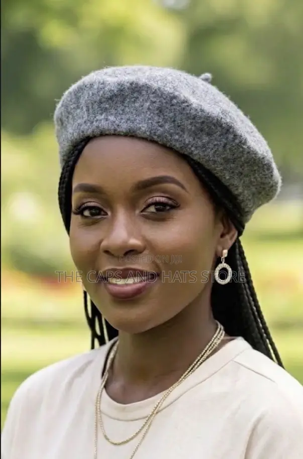 Women’s Classic Wool Beret Hats
