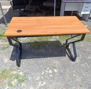 Modern Rectangular Office Desk Featuring a Wooden Top