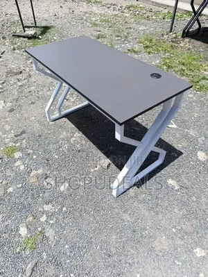Modern Rectangular Office Desk Featuring a Wooden Top
