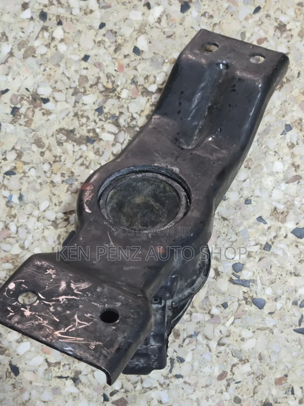 Mitsubishi Pajero IO Engine Mounting ( Lower )