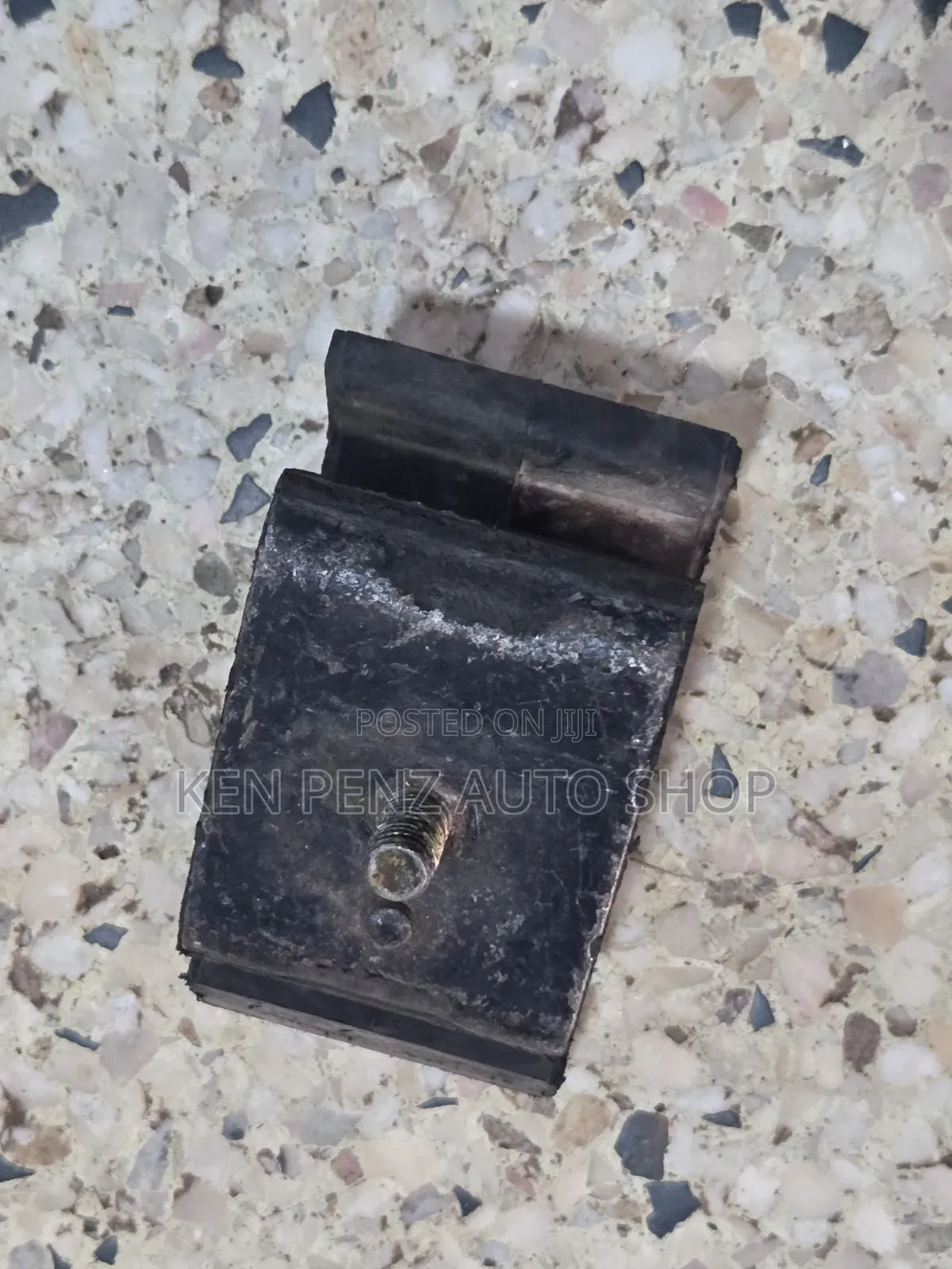 Mitsubishi Pajero IO 1998 - 2000 Sides Engine Mounting