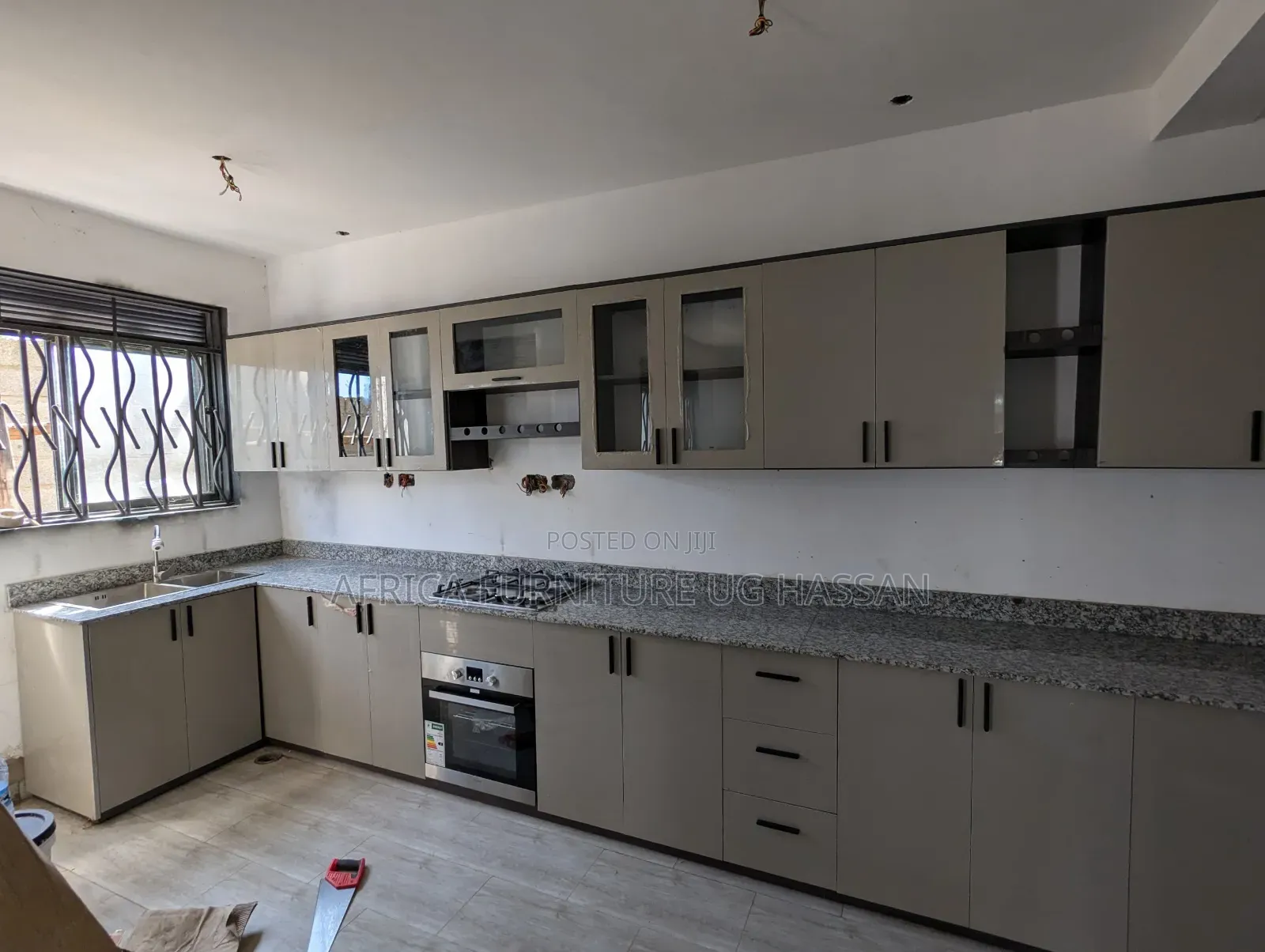 Morden Fitted Kitchen Disign