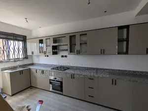 Morden Fitted Kitchen Disign