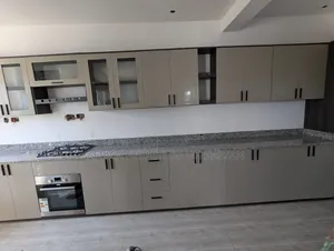 Morden Fitted Kitchen Disign