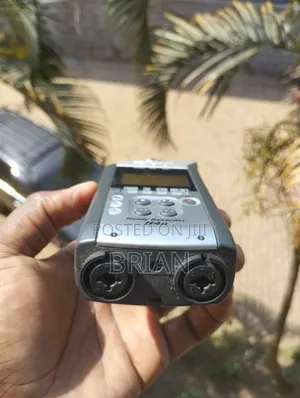Zoom H4n Recorder