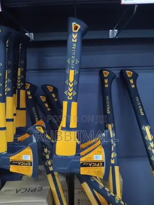 Axe ~ 600g