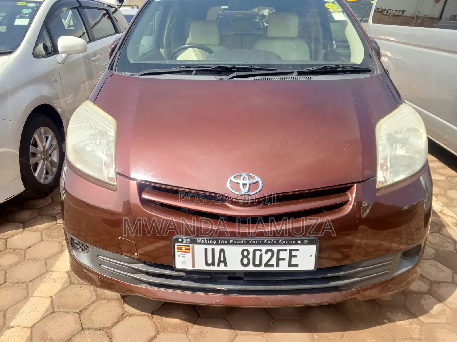 Toyota Passo Sette 2011 Brown